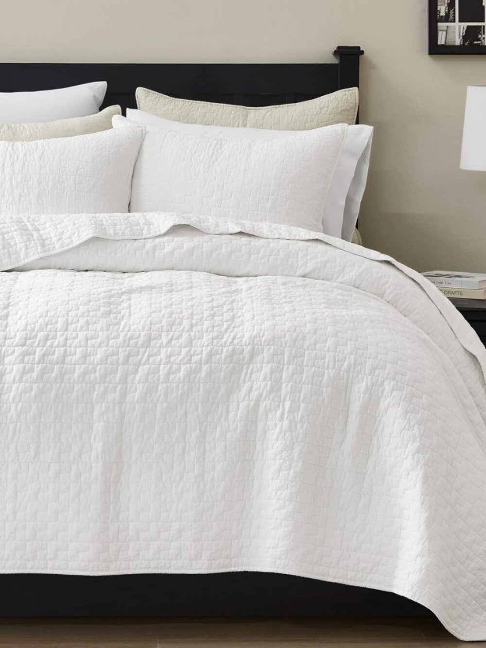 White 100% Cotton Quilt Queen Size Bedding Sets with 2 Pillow Shams, Textured